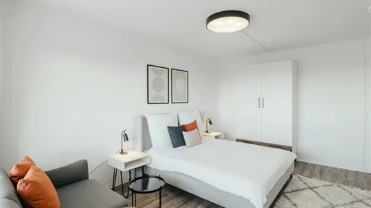 Apartments in Berlin Charlottenburg-Wilmersdorf - photo 2