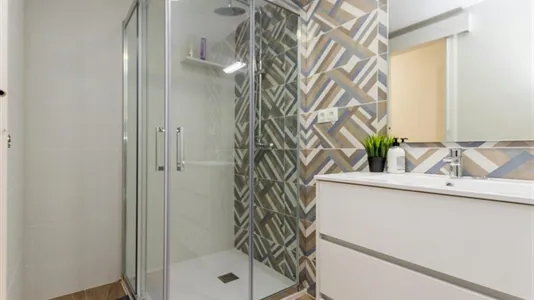 Rooms in Málaga - photo 6