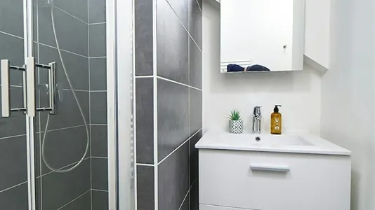 Apartments in Lyon - photo 5