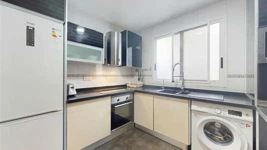 Rooms in Valencia L'Eixample - photo 10