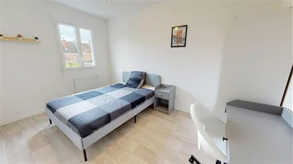 Room for rent in Dijon, Bourgogne-Franche-Comté