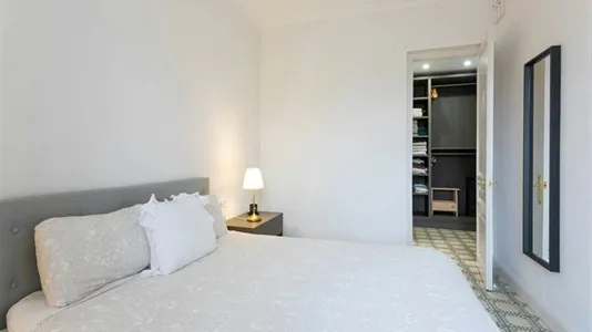 Apartments in Barcelona Eixample - photo 10