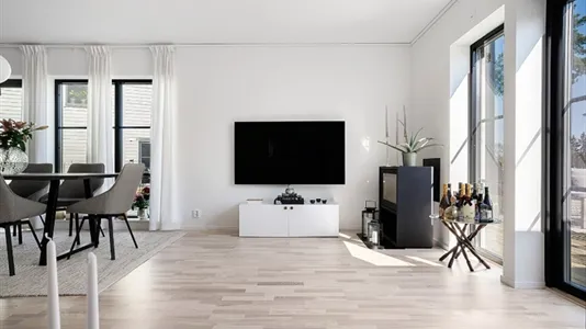 Houses in Sigtuna - photo 2