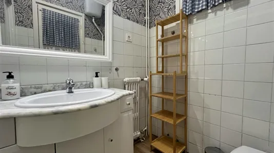 Rooms in Bilbao - photo 9