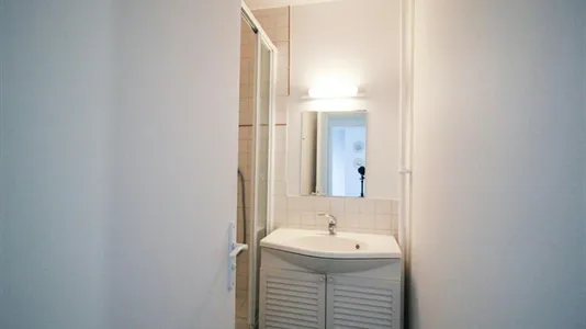 Rooms in Nanterre - photo 8