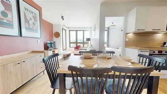 Rooms in Saint-Denis - photo 2