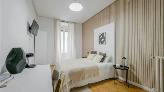 Rooms in Madrid Salamanca - photo 1