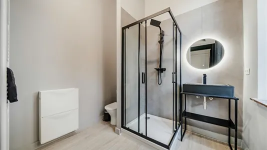 Rooms in Charleroi - photo 3