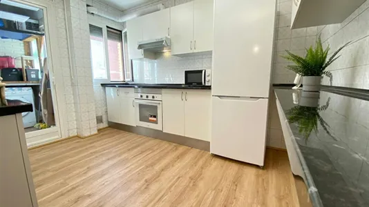Rooms in Fuenlabrada - photo 9