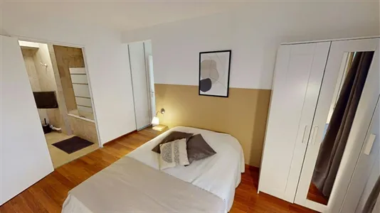 Rooms in Paris 16ème arrondissement (South) - photo 2