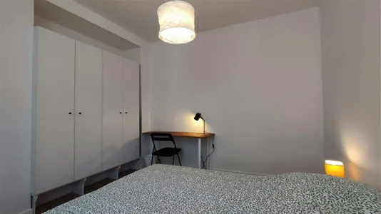 Apartments in Paris 17ème arrondissement - photo 4