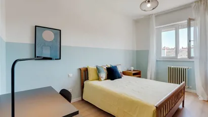 Room for rent in Milano Zona 7 - Baggio, De Angeli, San Siro, Milan