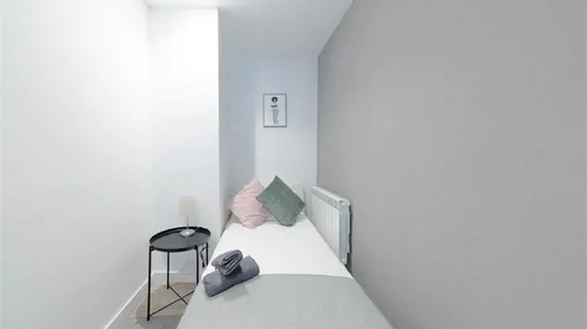 Rooms in Madrid Centro - photo 1
