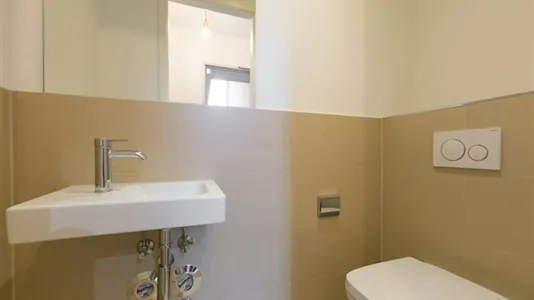 Rooms in Berlin Mitte - photo 9