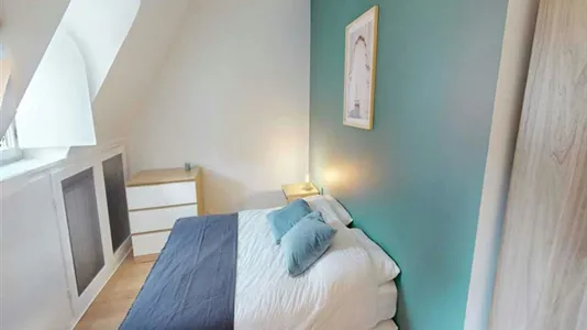 Rooms in Paris 8ème arrondissement - photo 3