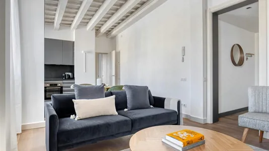 Apartments in Barcelona Eixample - photo 3