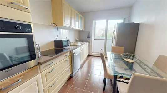 Apartments in Lyon - photo 2