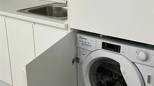 Rooms in Córdoba - photo 9