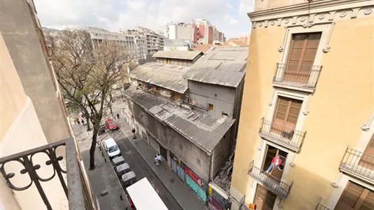 Rooms in Barcelona Ciutat Vella - photo 7