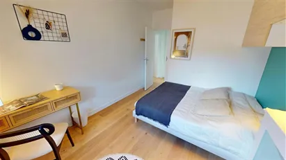 Room for rent in Paris 8ème arrondissement, Paris