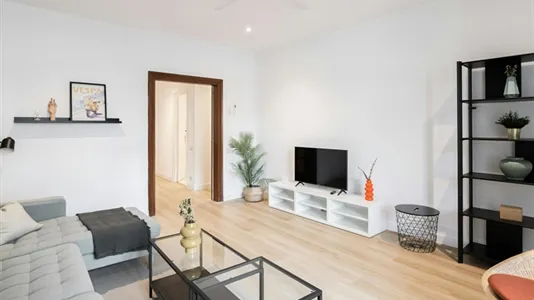 Apartments in Barcelona Eixample - photo 3