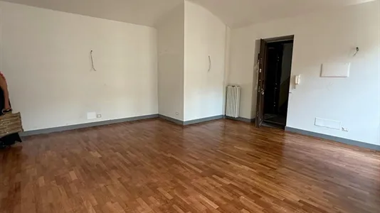 Apartments in Turin - photo 2