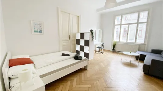 Rooms in Wien Währing - photo 1