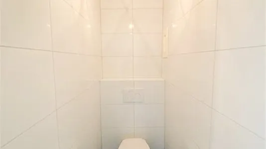 Houses in Dordrecht - photo 8