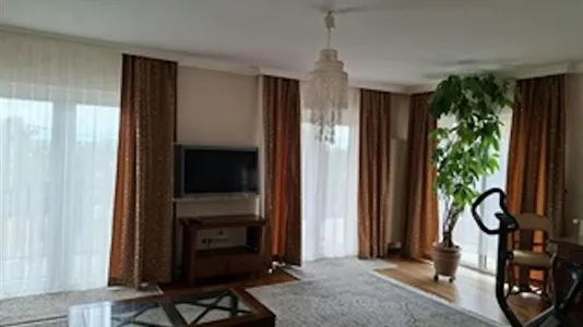 Houses in Szentendrei - photo 4