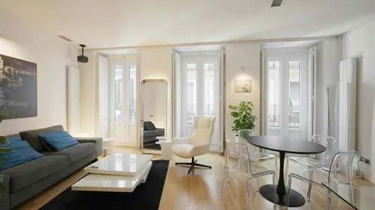 Apartments in Madrid Centro - photo 3