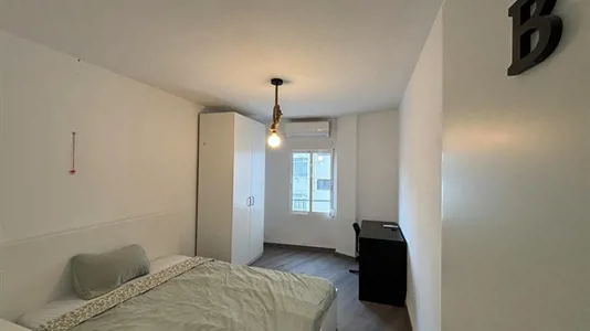 Rooms in Tavernes Blanques - photo 2