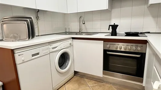 Rooms in Madrid Chamberí - photo 9