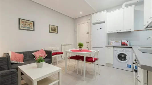 Rooms in Madrid Chamberí - photo 8