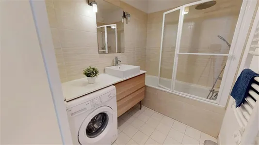 Rooms in Lyon - photo 10