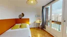 Room for rent, Paris 10ème arrondissement, Paris, &lt;span class=&quot;blurred street&quot; onclick=&quot;ProcessAdRequest(9242596)&quot;&gt;&lt;span class=&quot;hint&quot;&gt;See streetname&lt;/span&gt;[xxxxxxxxxxxxx]&lt;/span&gt;
