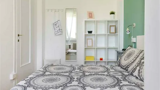 Rooms in Milano Zona 5 - Vigentino, Chiaravalle, Gratosoglio - photo 3