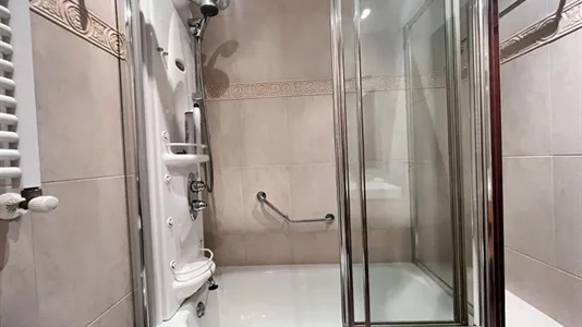 Rooms in Bilbao - photo 10