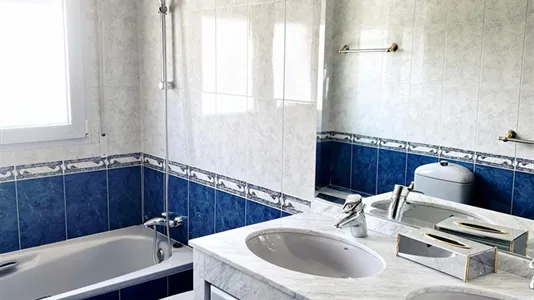 Rooms in Madrid Hortaleza - photo 9