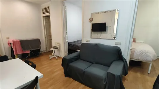 Apartments in Madrid Chamberí - photo 6