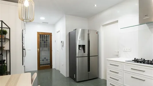 Rooms in Valencia Ciutat Vella - photo 7