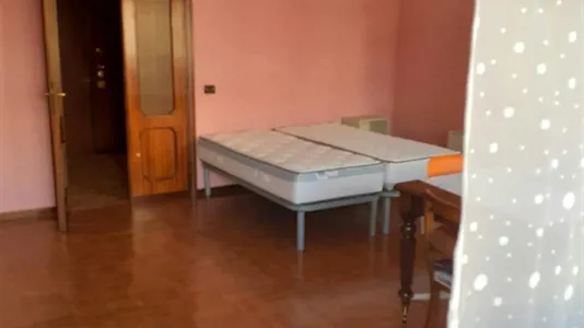 Rooms in Roma Municipio XI – Arvalia/Portuense - photo 3