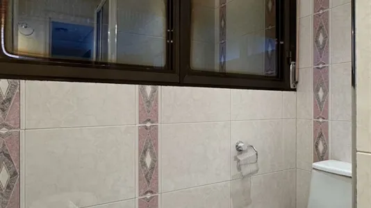 Rooms in Madrid Tetuán - photo 8