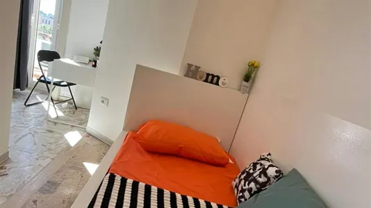 Rooms in Cagliari - photo 4