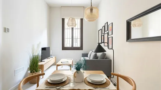 Apartments in Barcelona Eixample - photo 2