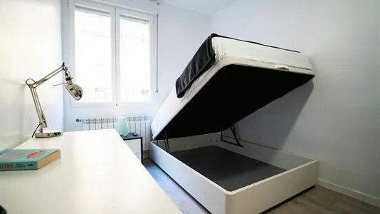 Rooms in Madrid Centro - photo 4