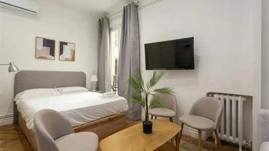 Apartments in Madrid Centro - photo 2