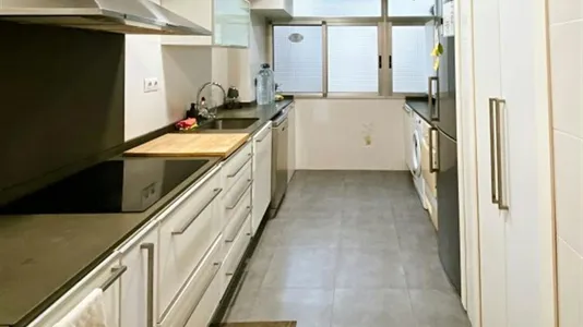 Rooms in Valencia L'Eixample - photo 5