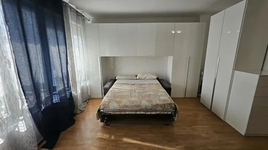 Apartments in Desio - photo 2