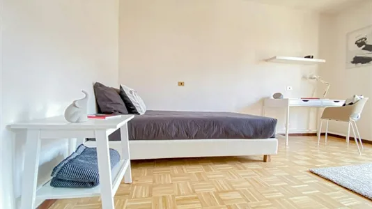 Rooms in Trento - photo 1