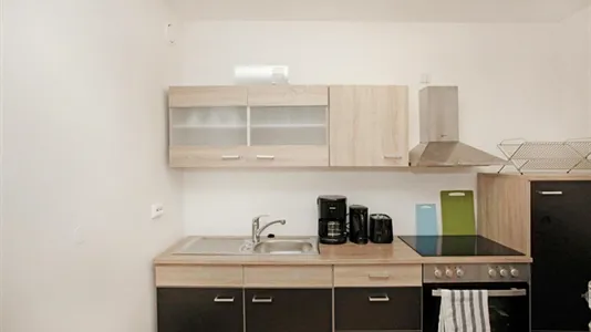 Rooms in Berlin Charlottenburg-Wilmersdorf - photo 4